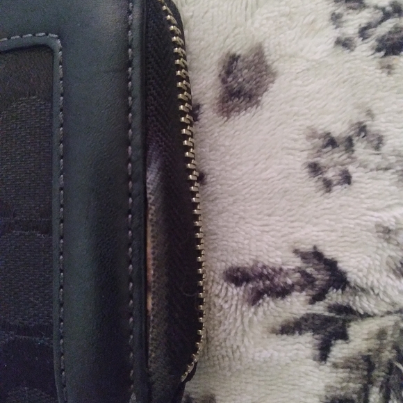 Coach Wallet - Picture 4 of 6